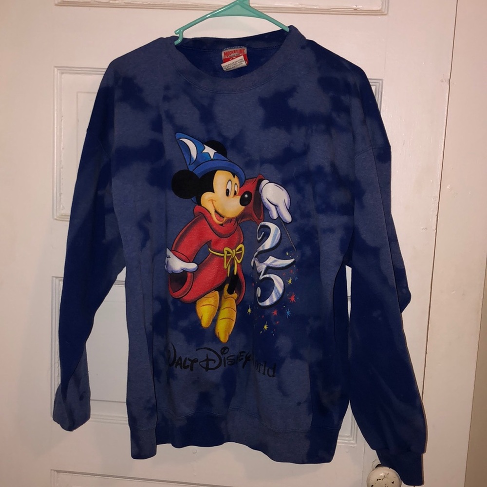 Walt Disney Mickey Mouse bleached crew neck